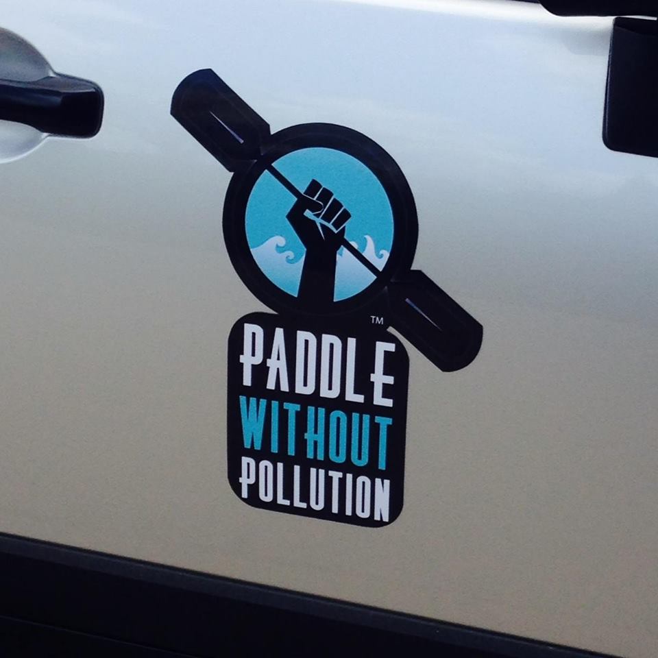 MAGNETIC SIGNS FOR CARS